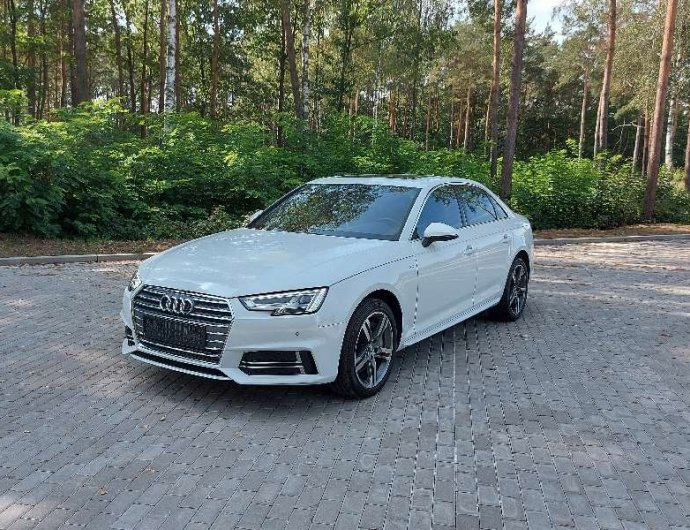 Audi A4 po naprawie uszkodzeń