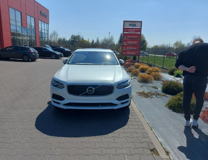 Sprowadzone białe Volvo S90 w super cenie